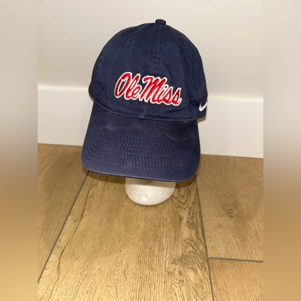 Ole Miss Rebels Mississippi Hat Cap Adjustable Team Nike Swoosh